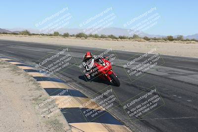 media/Dec-01-2025-Moto Forza (Mon) [[2daa91e15f]]/2-Intermediate Group/Session 4 (Turn 10 Inside)/